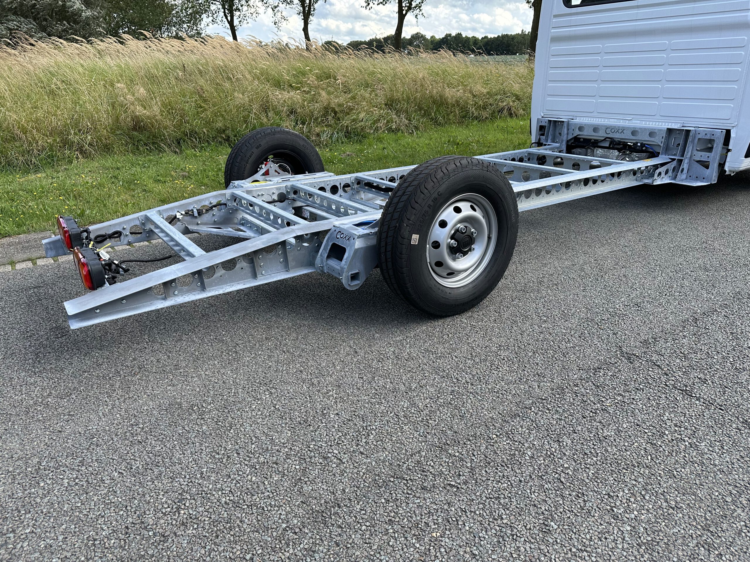 Coxx X Low chassis minigraver